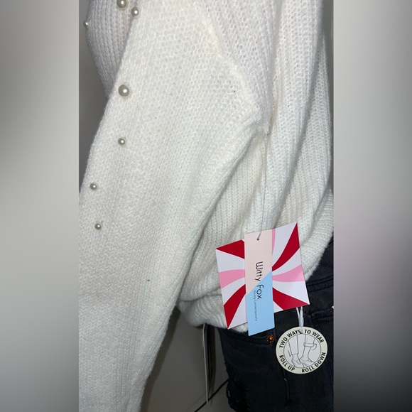 NWT WHITE SEXY SWEATER LONG SLEEVE WITH PEARLS SIZE S - Picture 3 of 5